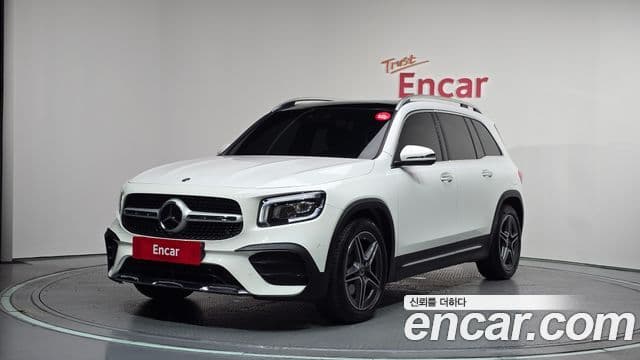 Mercedes-Benz GLB-Class 2023 — ფოტო 9/20