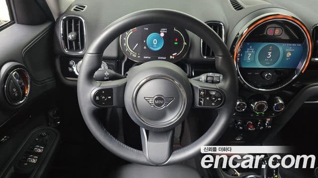 Mini Cooper Countryman 2022 — фото 12 из 20