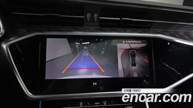 Audi A6 2022 — фото 15 из 20