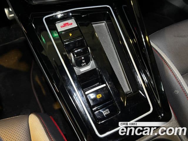 Volkswagen Golf 2024 — ფოტო 14/20