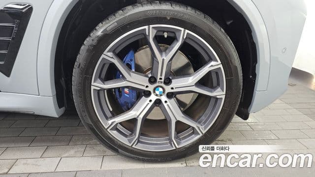 BMW X5 2024 — Photo 13/31