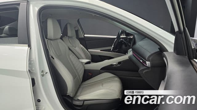 Hyundai The New Avante Hybrid 2021 — ფოტო 15/30