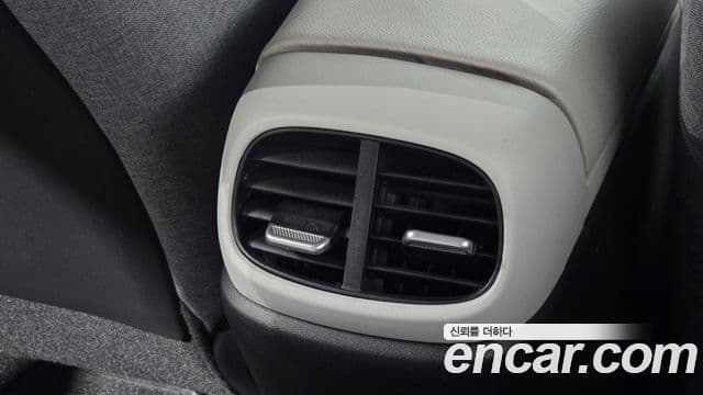 Hyundai The New Avante Hybrid 2021 — ფოტო 29/30