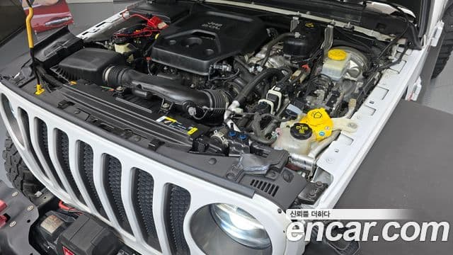 Jeep Wrangler 2020 — Şəkil 6/20