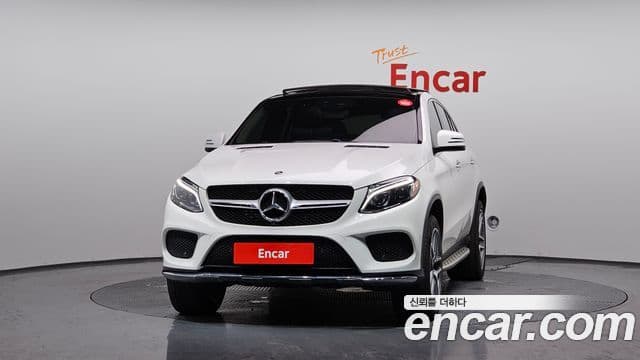 Mercedes-Benz GLE-Class 2018 — Şəkil 3/20
