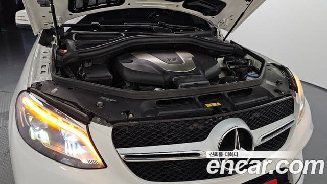 Mercedes-Benz GLE-Class 2018 — Şəkil 6/20