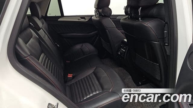 Mercedes-Benz GLE-Class 2018 — Şəkil 11/20