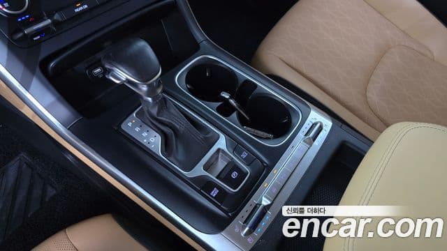 Kia Carnival 2022 — Şəkil 9/20