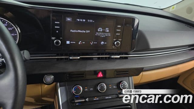 Kia Carnival 2022 — Şəkil 12/20