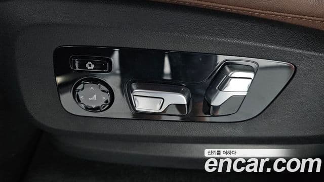 BMW X5 2021 — Photo 2/39