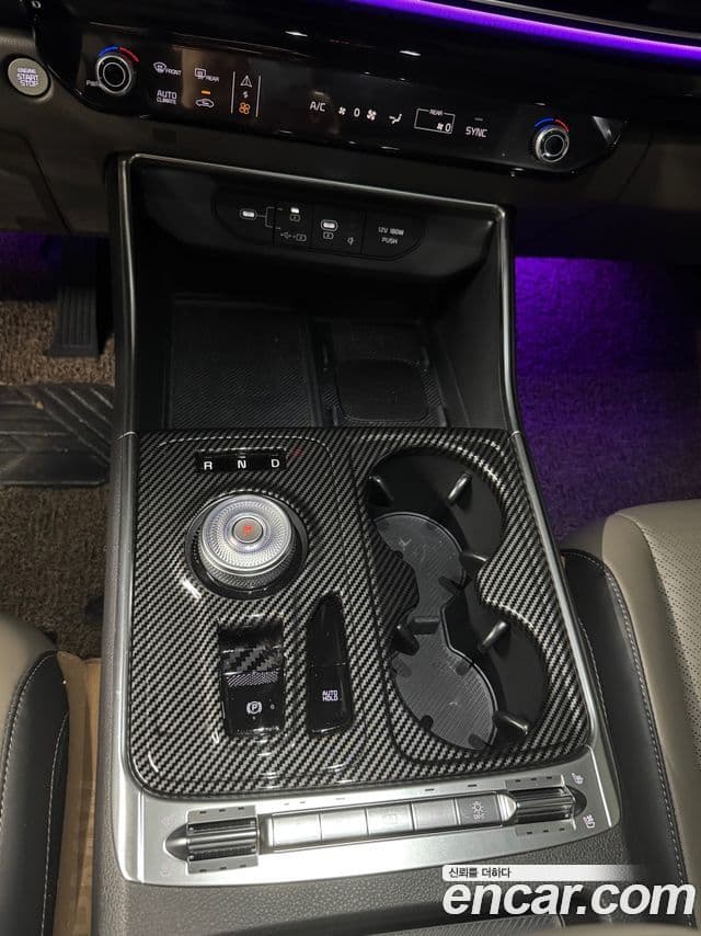Kia Carnival 2025 — ფოტო 15/20
