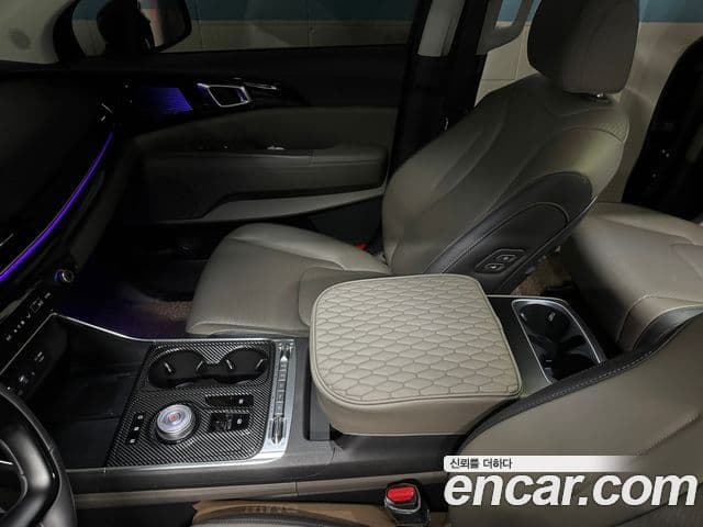Kia Carnival 2025 — ფოტო 17/20