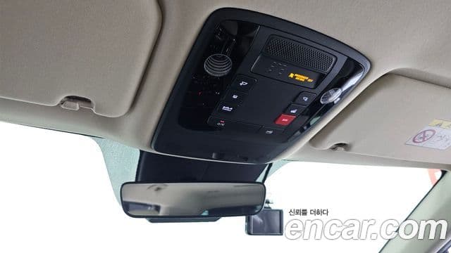 Kia Carnival 2022 — Şəkil 19/20
