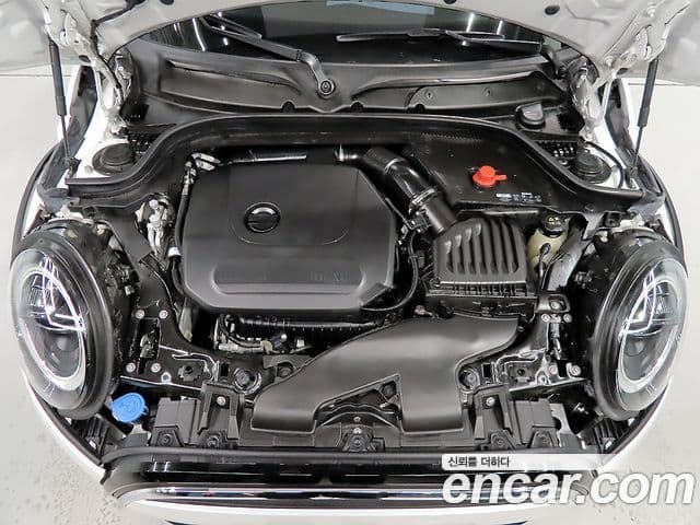 Mini Cooper 2023 — фото 19 из 20