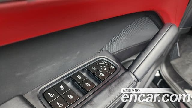 Porsche Cayenne 2024 — Photo 17/40