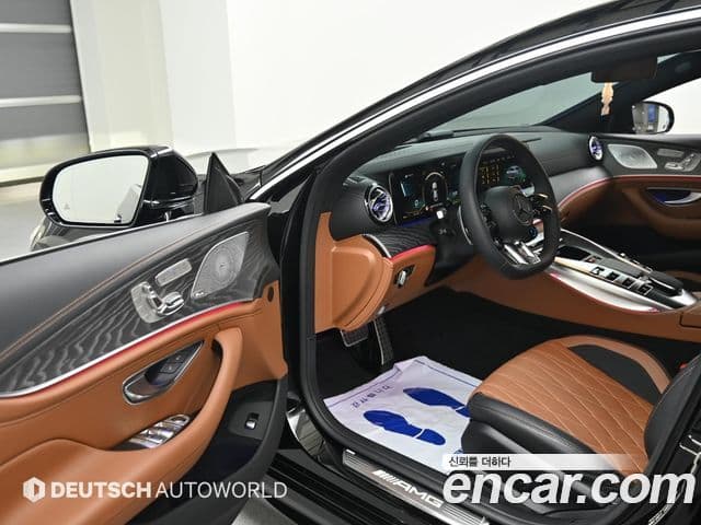Mercedes-Benz AMG GT 2023 — ფოტო 11/20
