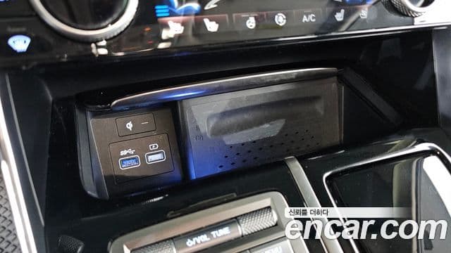 Genesis GV80 2020 — фото 20 из 20