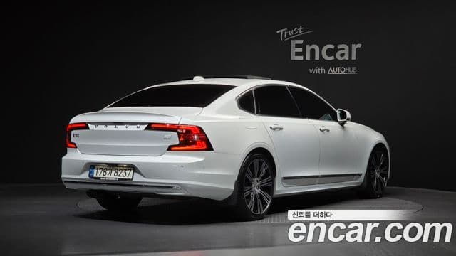 Volvo S90 2022 — Şəkil 2/20