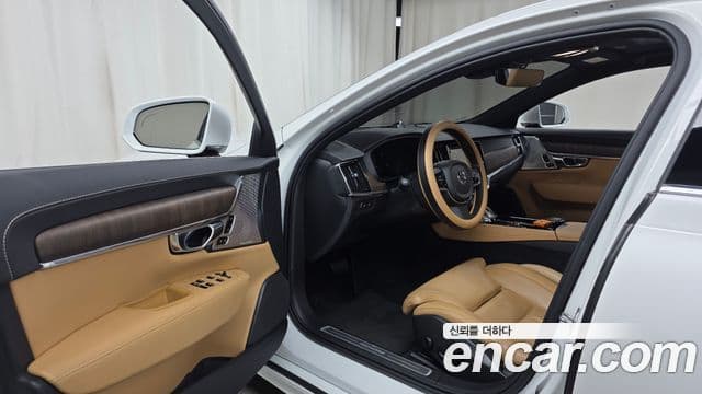 Volvo S90 2022 — Şəkil 10/20