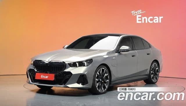 BMW 5 Series, 2025