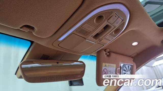 Genesis G70 2022 — ფოტო 17/20