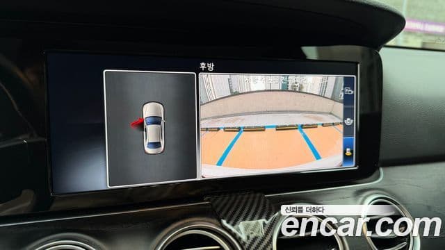 Mercedes-Benz E-Class 2019 — фото 15 из 20