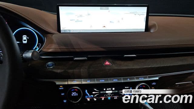 Genesis Electrified G80 2021 — фото 16 из 20