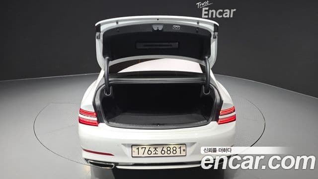 Genesis Electrified G80 2021 — фото 20 из 20
