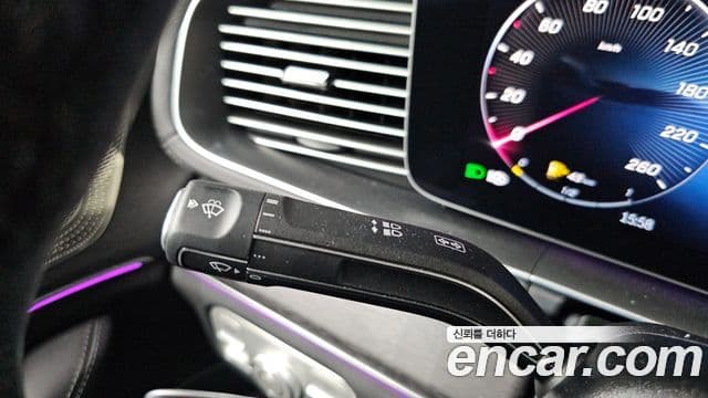 Mercedes-Benz GLE-Class 2025 — Photo 33/33