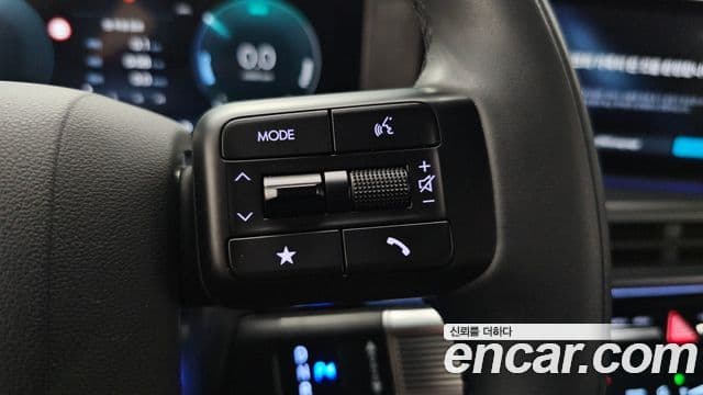 Hyundai Santa Fe 2024 — Photo 21/35