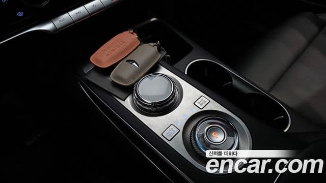 Genesis GV70 2022 — фото 9 из 20