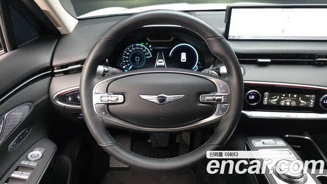 Genesis GV70 2022 — фото 14 из 20