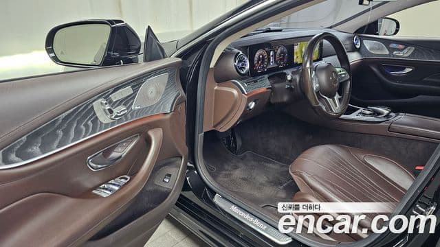 Mercedes-Benz CLS-Class 2019 — фото 10 из 20
