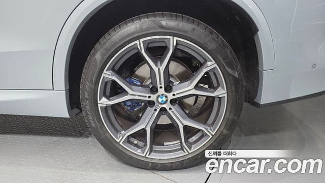 BMW X5 2026 — Photo 12/30