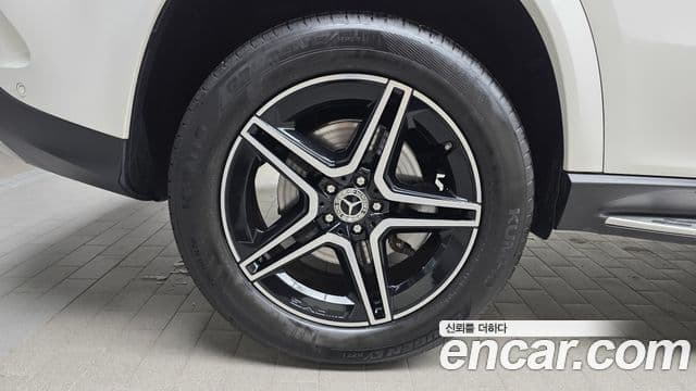 Mercedes-Benz GLE-Class 2021 — Şəkil 5/20