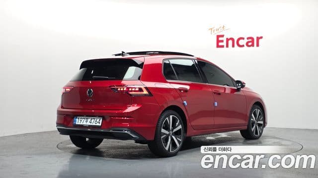 Volkswagen Golf 2025 — ფოტო 2/20