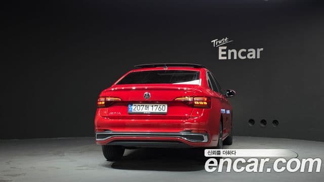 Volkswagen Jetta 2023 — ფოტო 4/20