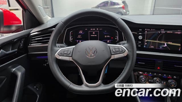 Volkswagen Jetta 2023 — фото 15 из 20