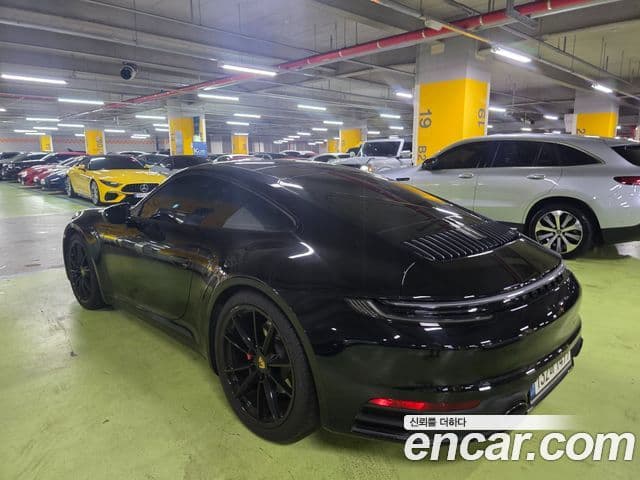 Porsche 911 2022 — Şəkil 3/16
