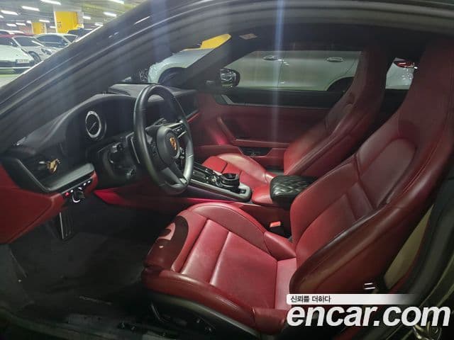 Porsche 911 2022 — Şəkil 6/16