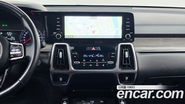 Kia Sorento 2022 — Фото 12/20