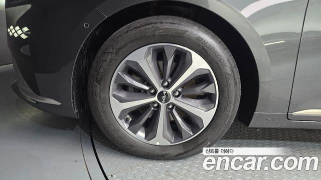 Kia K8 2022 — фото 5 из 20