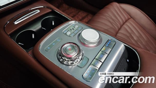 Genesis G90 2023 — Şəkil 9/20