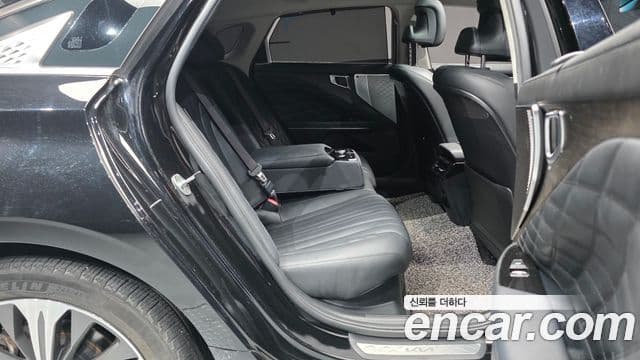 Kia K8 2022 — Şəkil 10/20