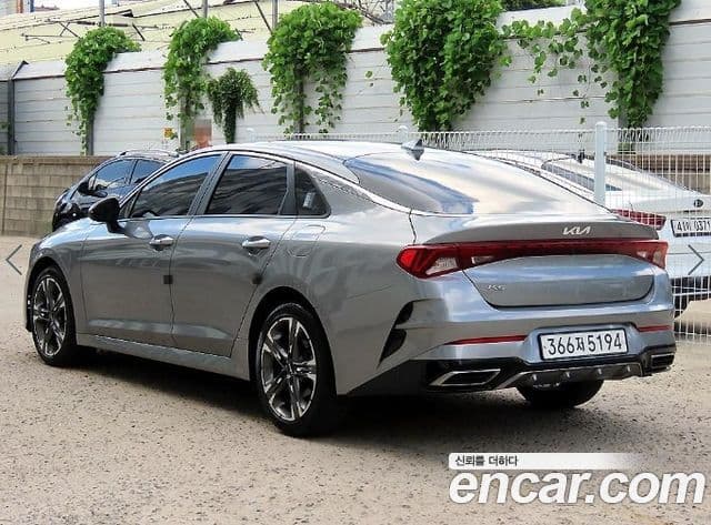Kia K5 2022 — Şəkil 2/19