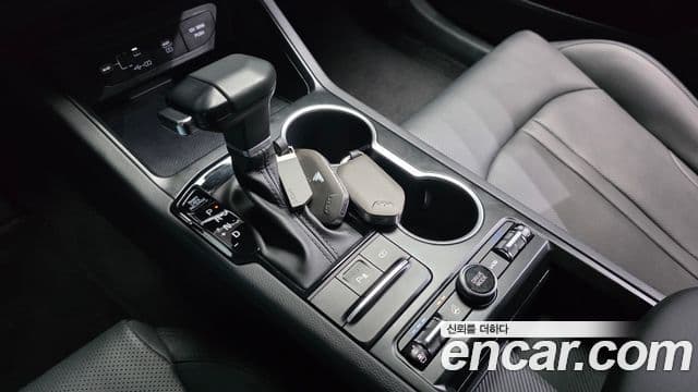 Kia K5 2024 — ფოტო 8/20