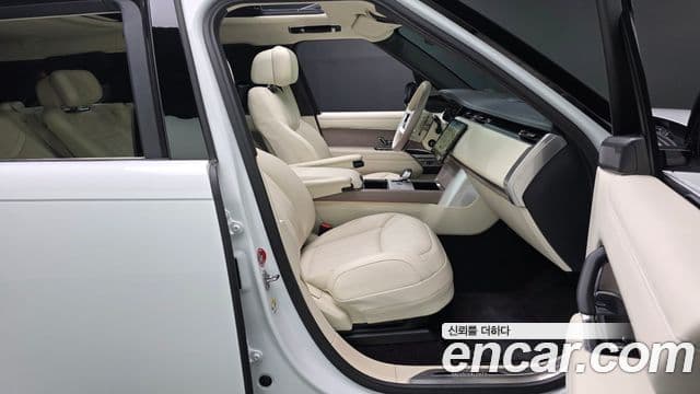 Land Rover Range Rover 2025 — фото 11 из 20