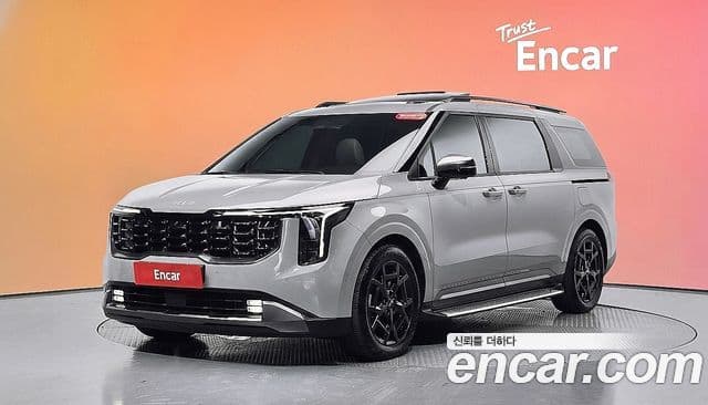 Kia Carnival 2024 — фото 1 из 20