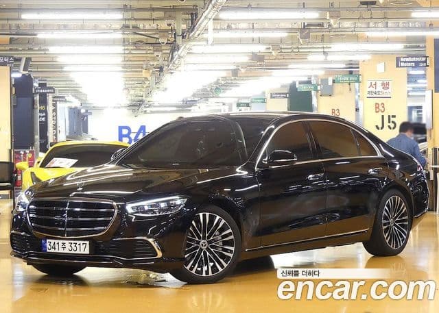 Mercedes-Benz S-Class 2023 — Фото 9/20