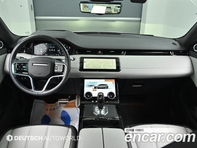 Land Rover Range Rover Evoque 2021 — фото 10 из 20